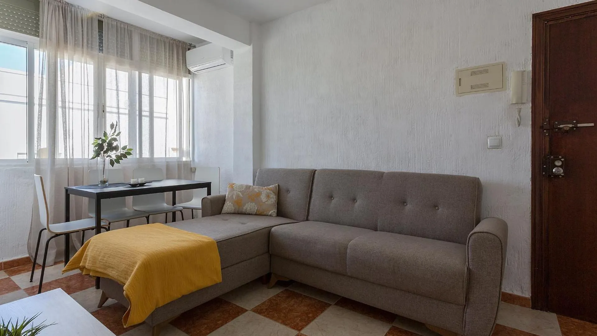 Azvalia Aramburu Apartment El Puerto de Santa Maria Spain